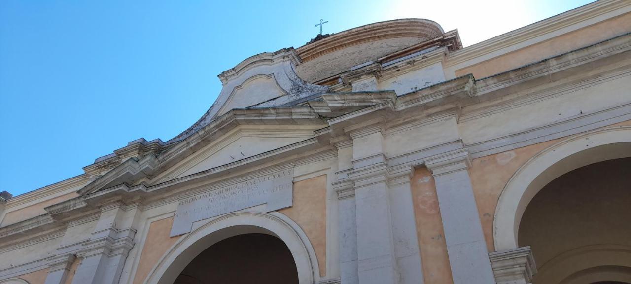Corte Cavour. Una Mansarda Nel Cuore Della Citta Ravenna Exteriör bild